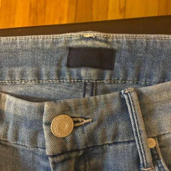 Mother Looker Ankle Jeans in When Sparks Fly, Size 26 - Picture 6 of 7